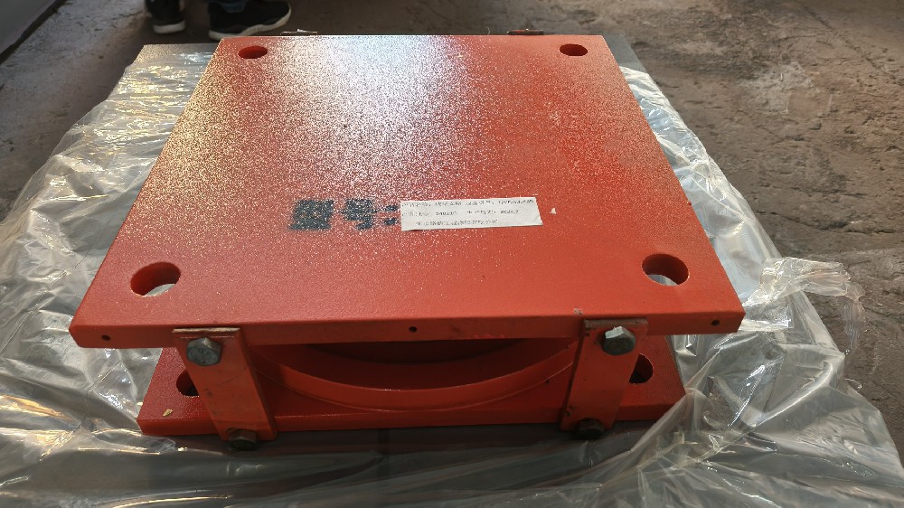 抗震球形鉸向支座